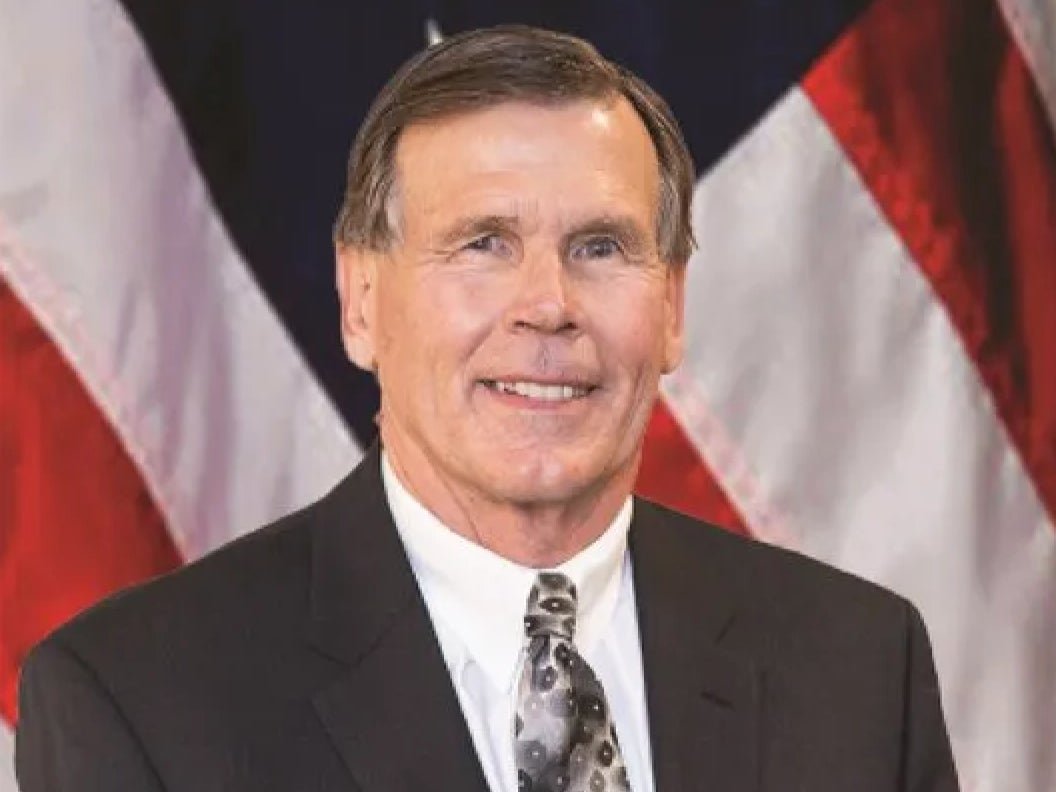Georgia Judge Stephen Yekel takes his own life in the courtroom on his final day in office.