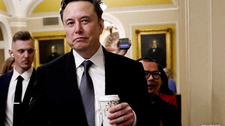 Elon Musk Criticizes US Government Payment Systems, Asserts $100 Billion in Annual Fraud.