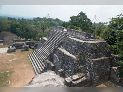 Maya Ruler's Tomb Unearthed in Belize