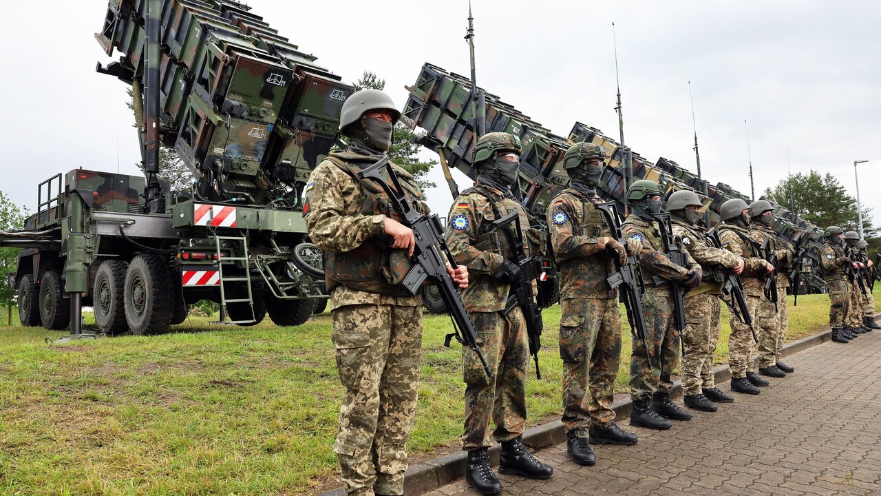 U.S. Redirects Patriot Missiles to Aid Ukraine