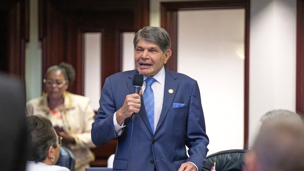 Florida State Representative Joe Casello Dies in Office