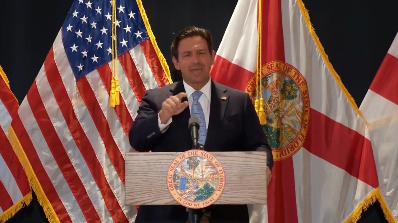 Governor’s Tribute to Hulk Hogan Interrupted by Heckler