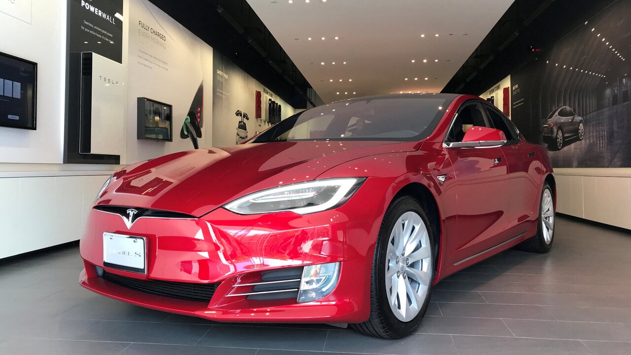 Tesla ordered to pay $243 million following fatal Autopilot crash verdict