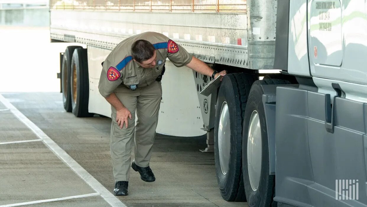 Federal Review Flags Licensing Lapses After Fatal Florida Truck Crash