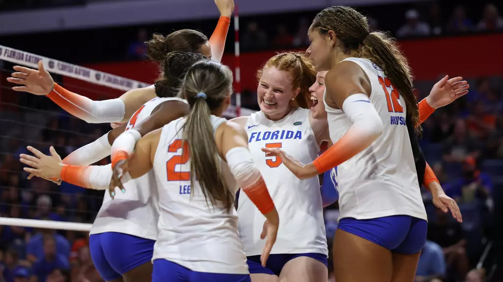 Florida Volleyball Ranks 12th in National Poll