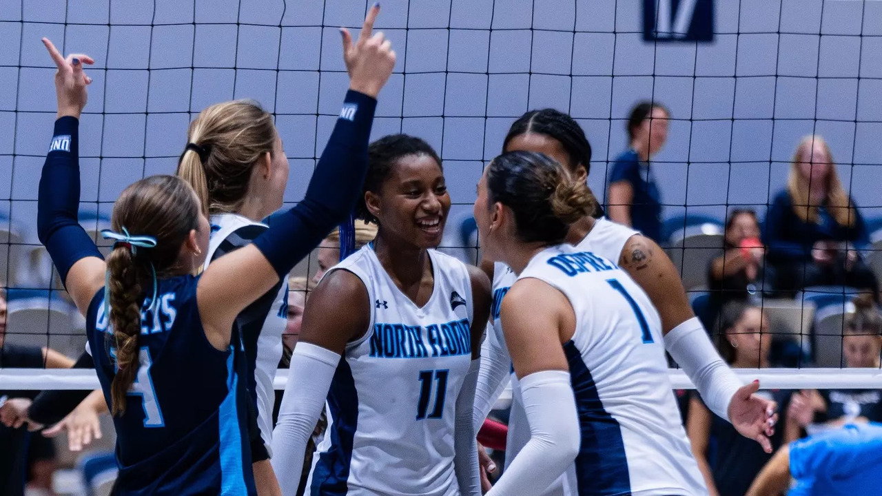 North Florida Volleyball Opens Weekend With Victory