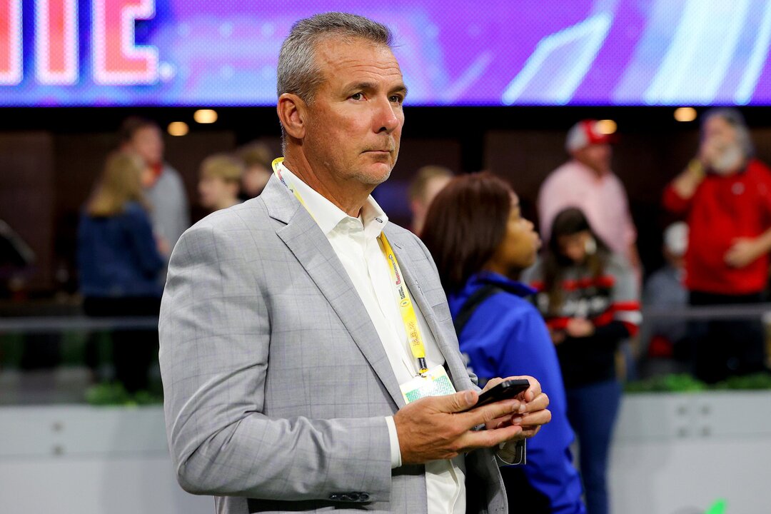 Calls for Urban Meyer to Replace Florida Gators Coach