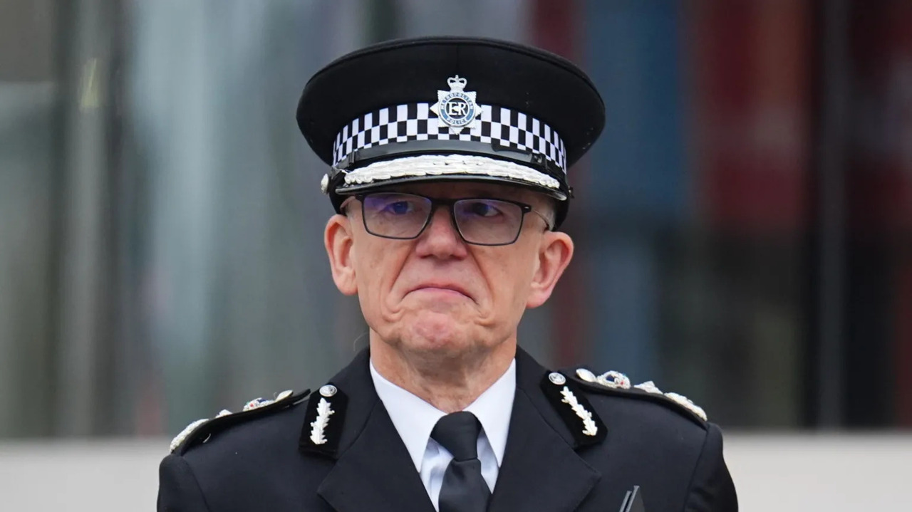 UK’s Top Police Chief Refuses to Resign After Criticism