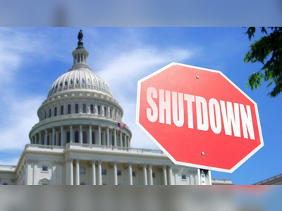 Federal Workers Voice Anger Amid U.S. Shutdown