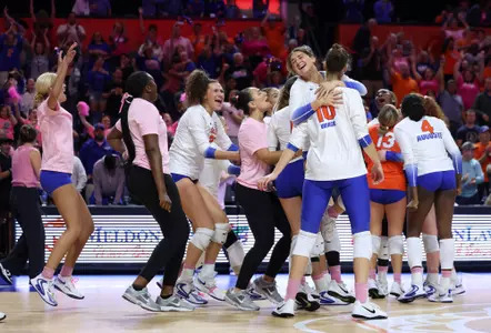 Florida Volleyball Defeats Missouri in Ranked Showdown
