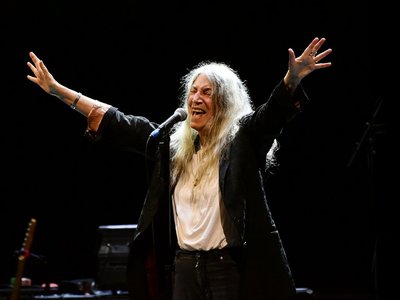 50 Years After Her Masterpiece Album, Patti Smith’s Sins Are Still as Mesmerizing as Ever