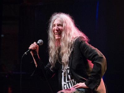50 Years After Her Masterpiece Album, Patti Smith’s Sins Are Still as Mesmerizing as Ever