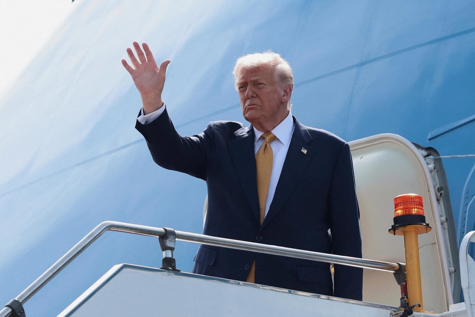 Trump Advances U.S.–China Trade Framework, Signalling End of the ‘Decade of the Hawks’