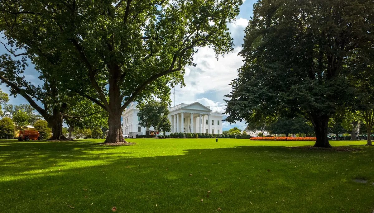 Satellite Images Confirm Demolition of East Wing Ahead of Trump’s White House Ballroom Project