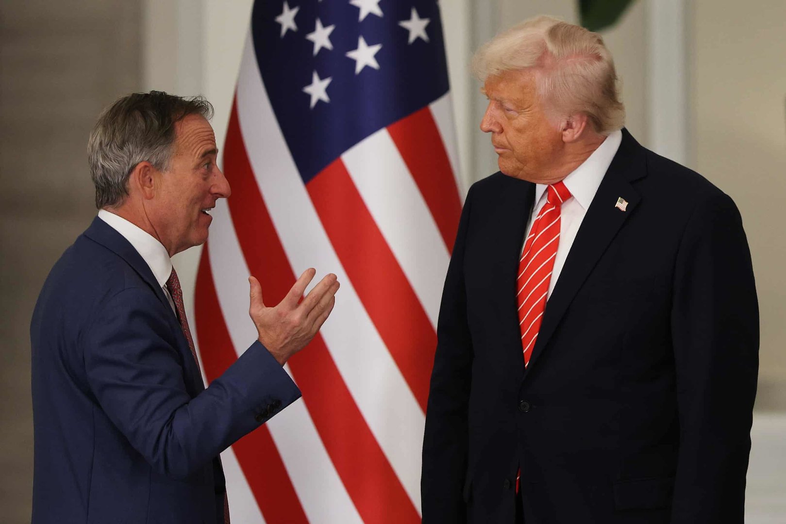 Trump Seeks His Name on Washington Commanders’ $3.7 Billion Stadium