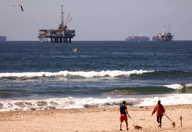 Trump Administration Unveils Plan to Open U.S. Waters off California and Florida to Offshore Oil Drilling