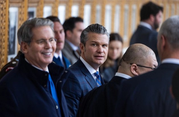 White House Embraces Hegseth’s Domestic Focus as Driscoll Leads Ukraine Peace Efforts