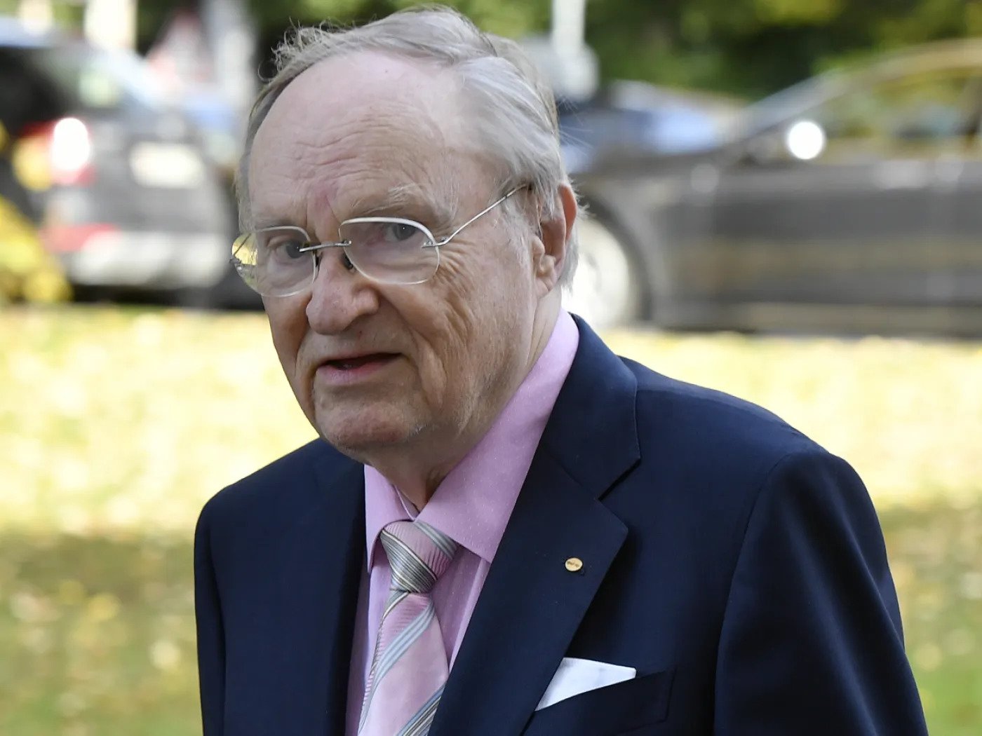 Founder of Swiss Right-to-Die Charity Ends His Life at Own Clinic Days Before Turning 93