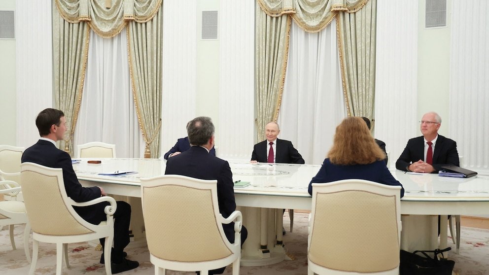 Kremlin Calls Moscow Talks with U.S. Envoy “Useful” as No Breakthrough Reached on Ukraine Peace Plan