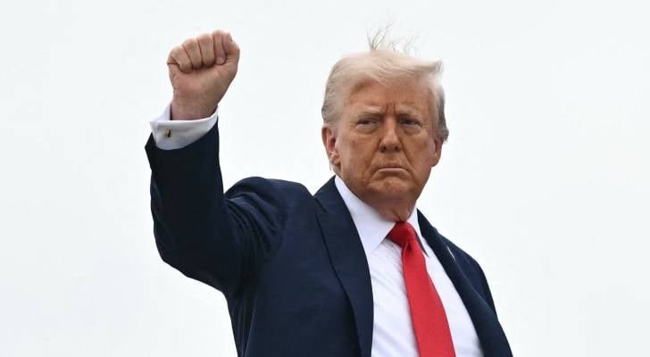 U.S. Loses 32,000 Private-Sector Jobs Even as White House Highlights Record GDP Growth