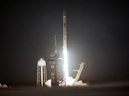 SpaceX Falcon 9 Rockets Starlink Satellites Into Orbit Despite Cape Canaveral Wind Concerns