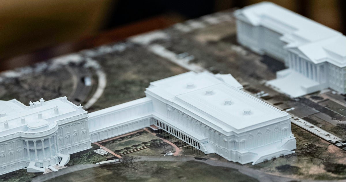 Trump-Led White House Ballroom Project Faces Legal Scrutiny as Timeline Extends Toward Summer 2028