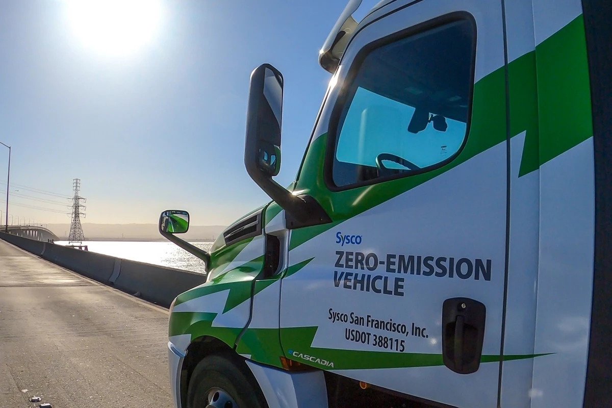 Washington State Advances Major Climate Strategy Targeting Heavy-Duty Trucks