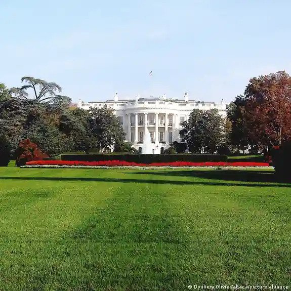 France Reschedules G7 Summit to Avoid Clashing With Trump’s White House UFC Celebration