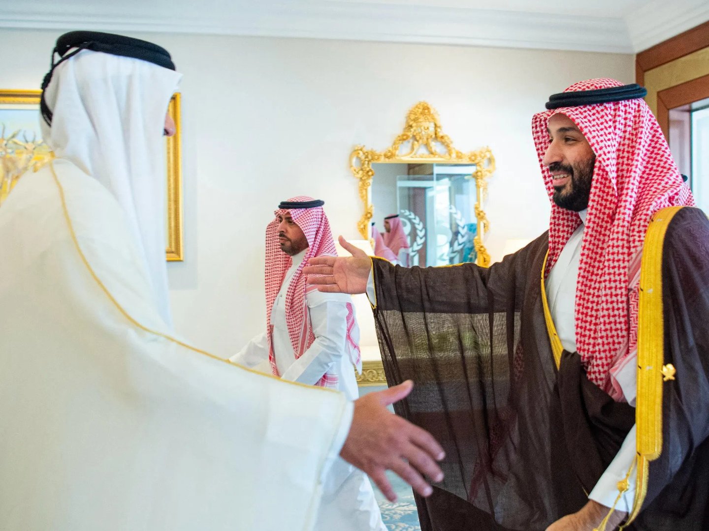 Gulf States Intensify Diplomatic Push to Prevent US-Iran Military Escalation