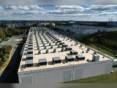 Surging AI Data Centers Strain U.S. Power Grid and Prompt Federal Action
