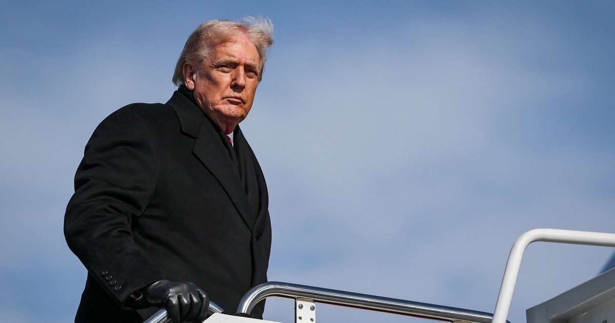 White House Grapples with Fallout and Fractured Messaging After Alex Pretti Shooting