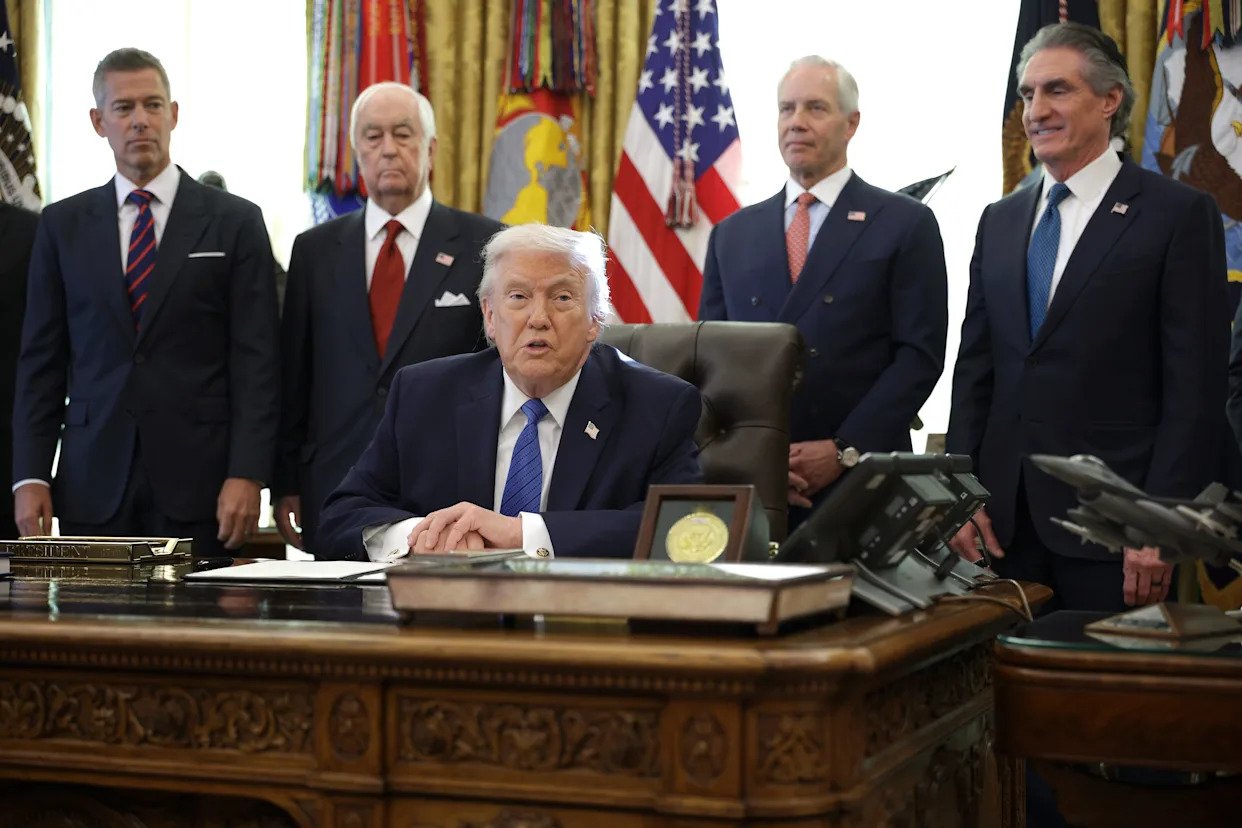 Trump Signs Executive Order to Stage First-Ever IndyCar Street Race in Washington, D.C.