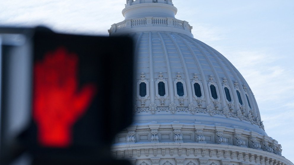 Partial U.S. Government Shutdown Likely to Persist Beyond Early Expectations