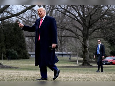 Poll Shows Divided Public Mood Ahead of Trump’s State of the Union Address