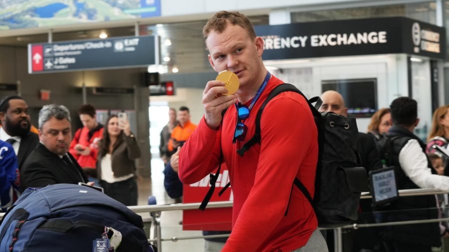 US Hockey Player Dismisses White House TikTok Video as ‘Clearly Fake’