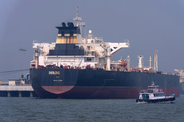 Oil Industry Urges White House to Secure Strait of Hormuz as Supply Concerns Mount