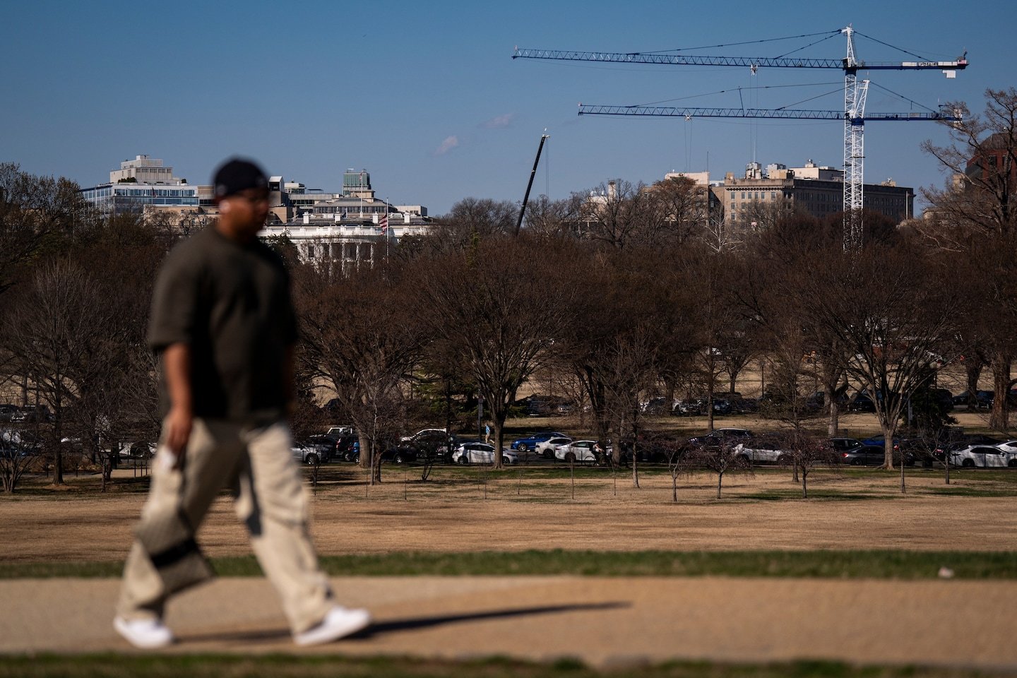 Federal Judges Allow White House Ballroom Construction to Proceed Temporarily