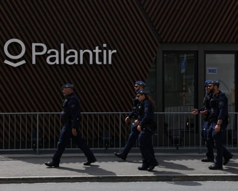 Over 200,000 sign petitions urging UK government to end Palantir contracts