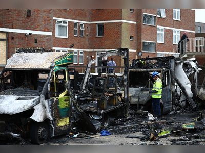 US Embassy in London Issues Security Alert as Arson Wave Targets Jewish Sites in Britain
