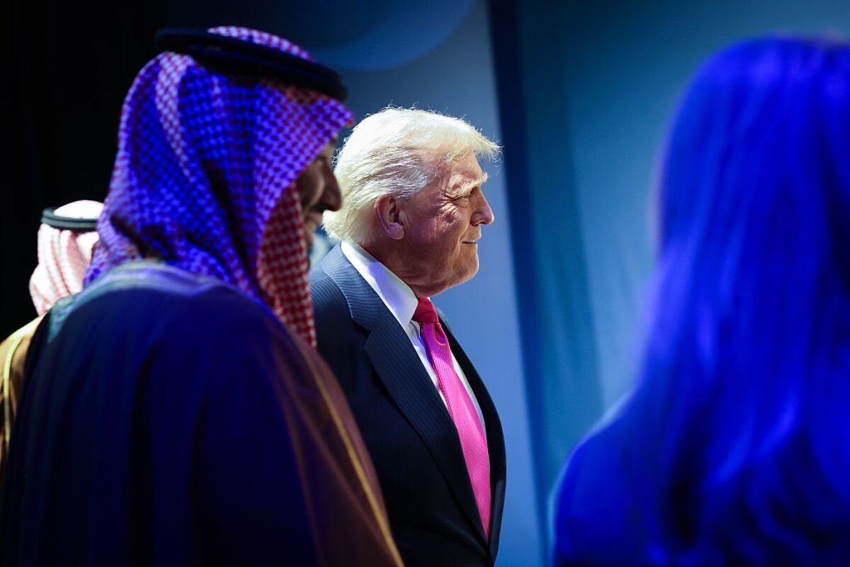 Saudi Mediation Emerges as Potential Path to Ending War, With US Role Under Scrutiny
