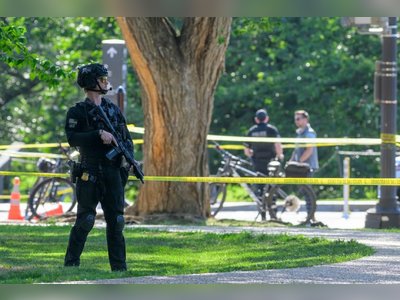 Secret Service Shoots Armed Man Near Washington Monument After Confrontation
