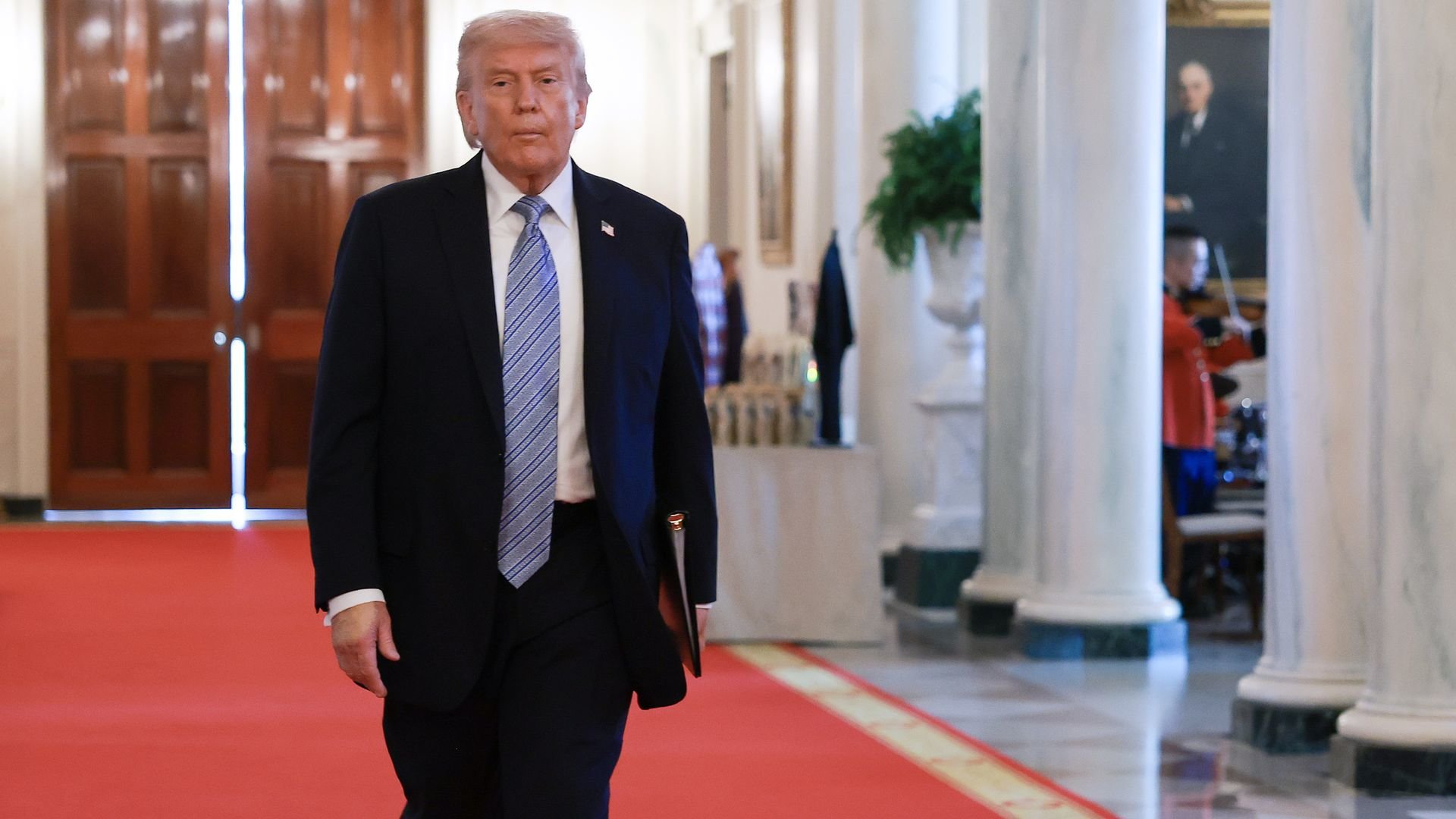 White House Sent Advance Warning to Iran Ahead of Hormuz Security Operation