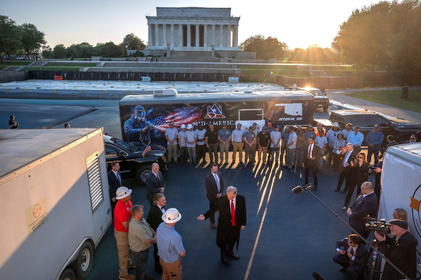 Lawsuit Targets Reflecting Pool Overhaul Amid Claims of Skipped Historic Review