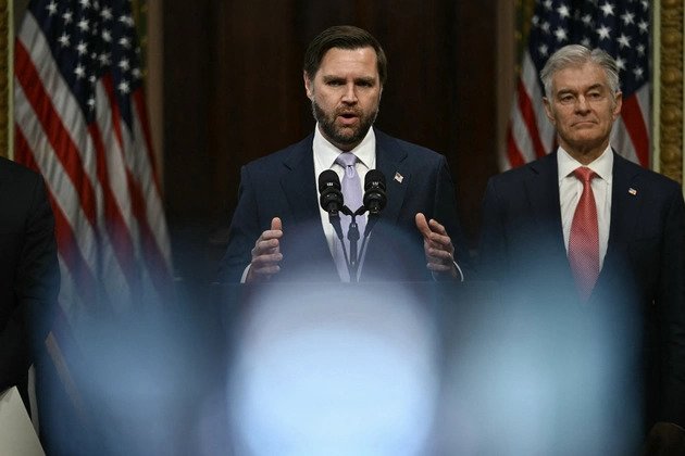White House Moves to Cut $1.3 Billion in Medicaid Payments to California in Funding Dispute
