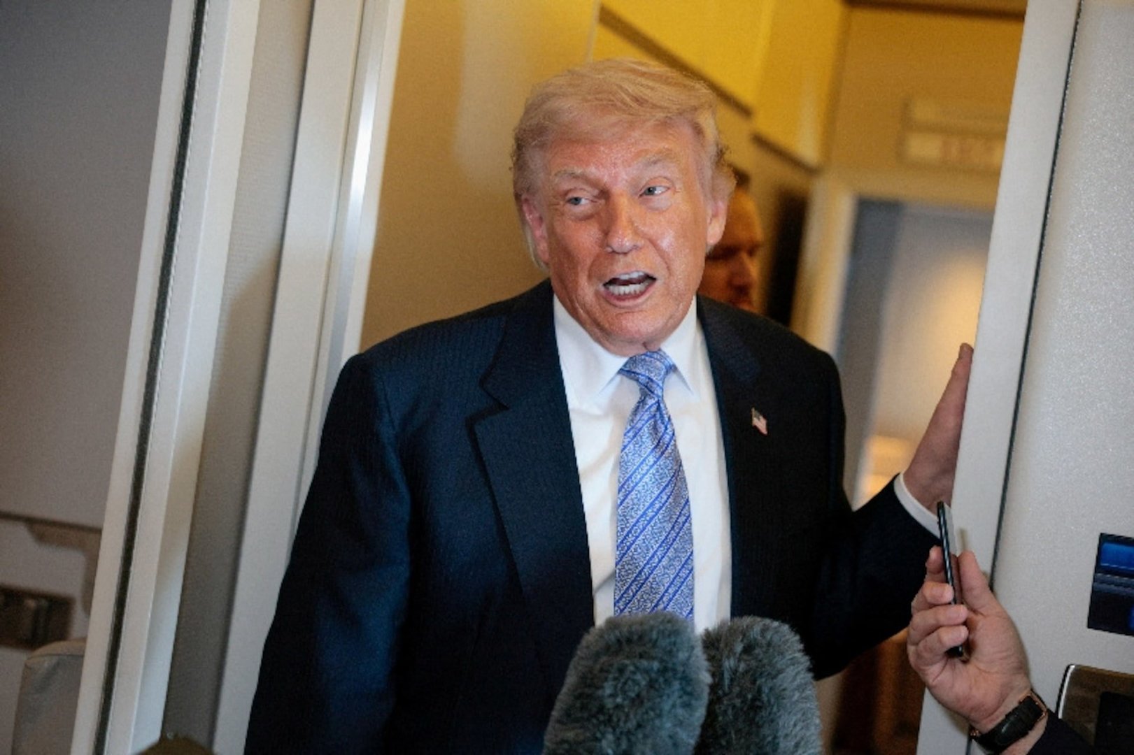 White House Expands Trump Drug-Price Push With Plan to Broaden Discount Access