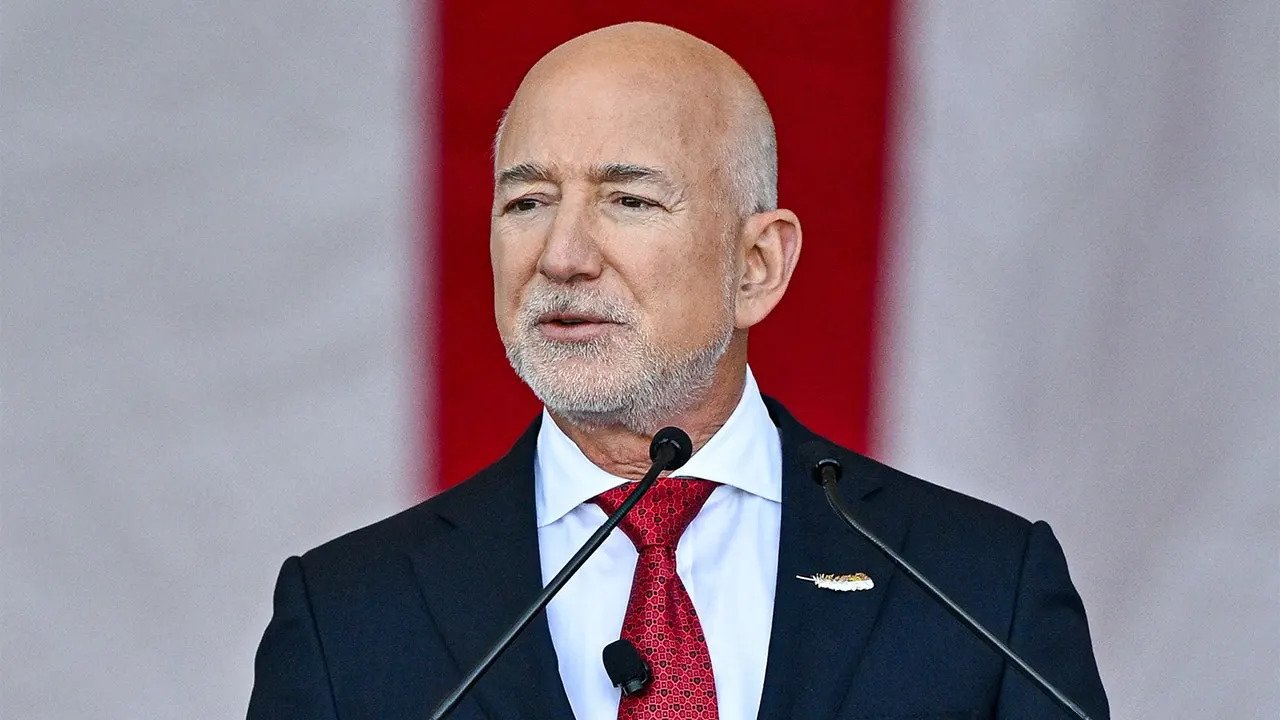 Bezos Defends Washington Post Layoffs as Profit Pressure Reshapes Newsroom Strategy