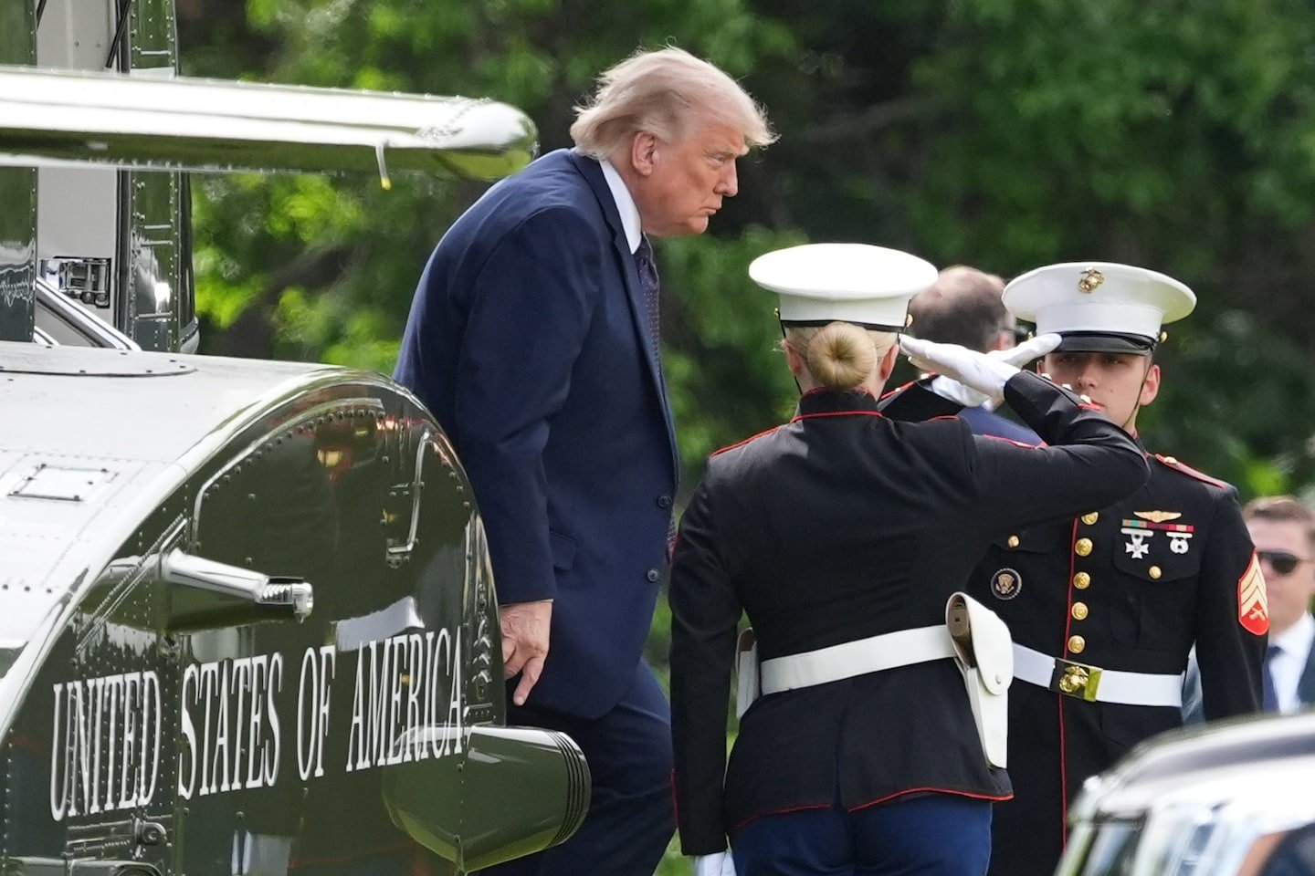 Trump’s Return to Walter Reed Intensifies Scrutiny Over Presidential Health Transparency
